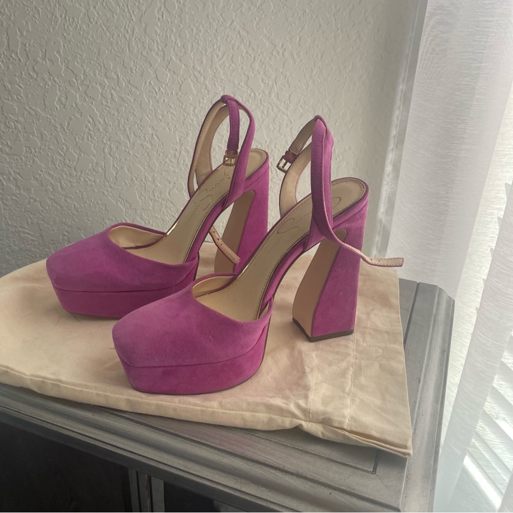 Jessica Simpson beautiful hot pink platforms size 6.5us